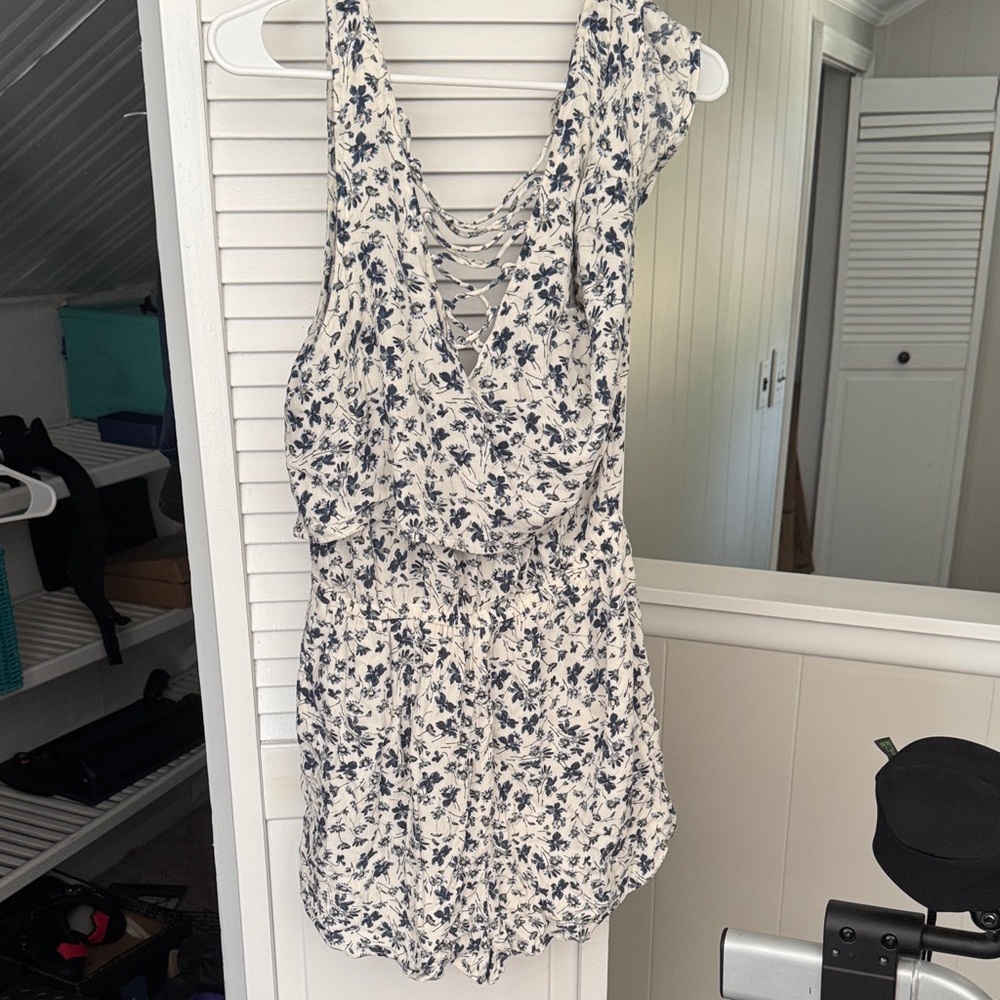 American Eagle Outfitters Floral Jumpsuit